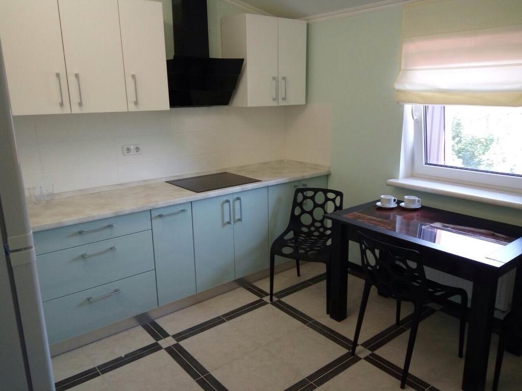 אודסה Chiernomorskie Apartamenty מראה חיצוני תמונה