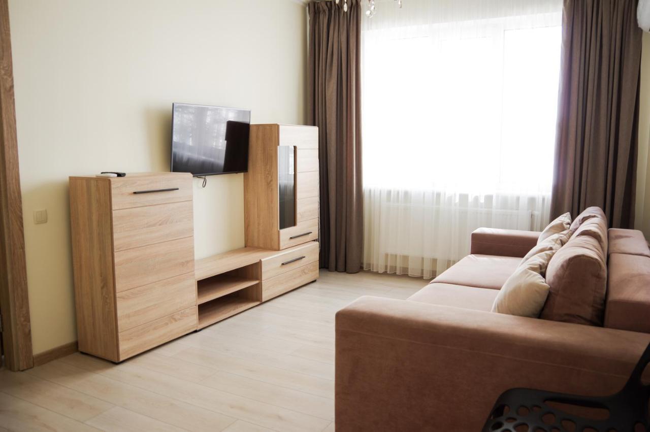 אודסה Chiernomorskie Apartamenty מראה חיצוני תמונה