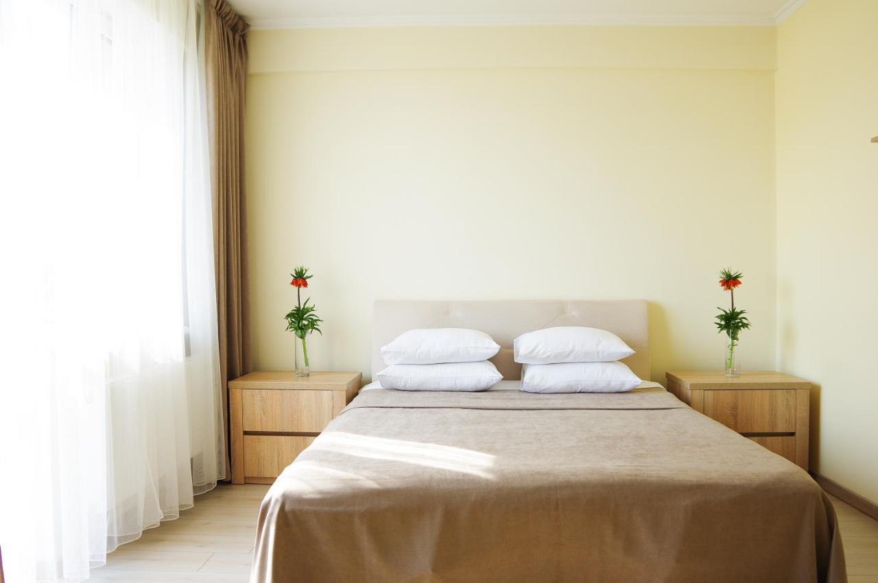 אודסה Chiernomorskie Apartamenty מראה חיצוני תמונה