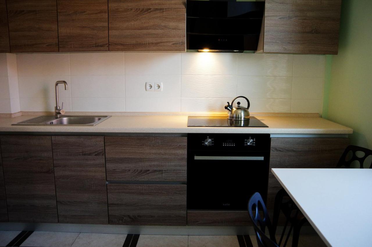 אודסה Chiernomorskie Apartamenty מראה חיצוני תמונה